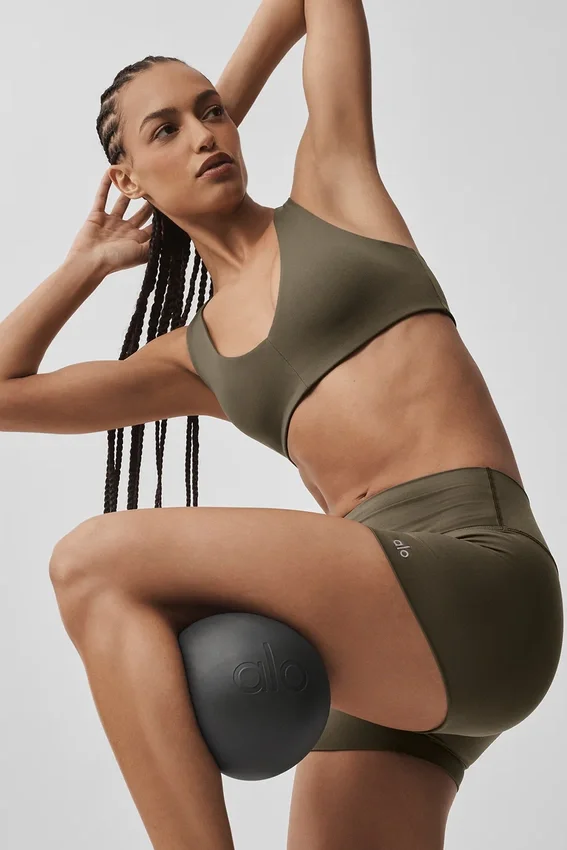 3" Alo Softsculpt High-Waist Precision Short - Olive Tree