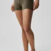 3" Alo Softsculpt High-Waist Precision Short - Olive Tree