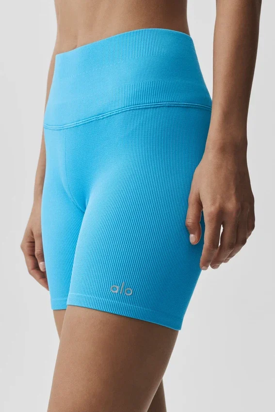 5" Seamless Ribbed Favorite Short - Azure Blue