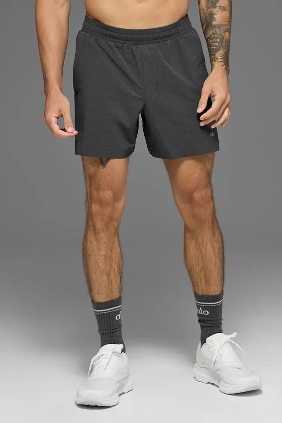 5" Traction Running Short - Anthracite