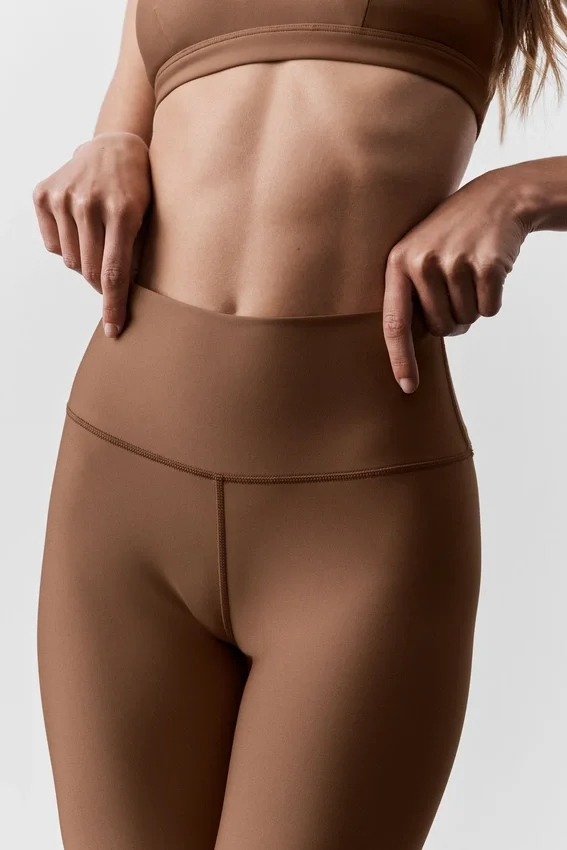 7/8 High-Waist Airlift Legging - Sun Kissed Brown