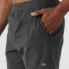 7" Conquer React Performance Short - Anthracite