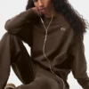 Accolade Crew Neck Pullover - Espresso