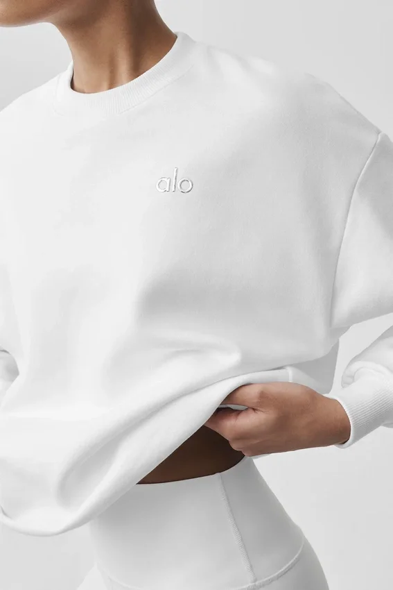 Accolade Crew Neck Pullover - White
