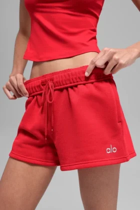 Accolade Short – Bright Red