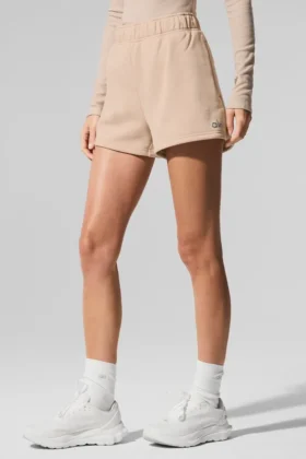 Accolade Short – Macadamia