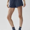 Accolade Short - Navy
