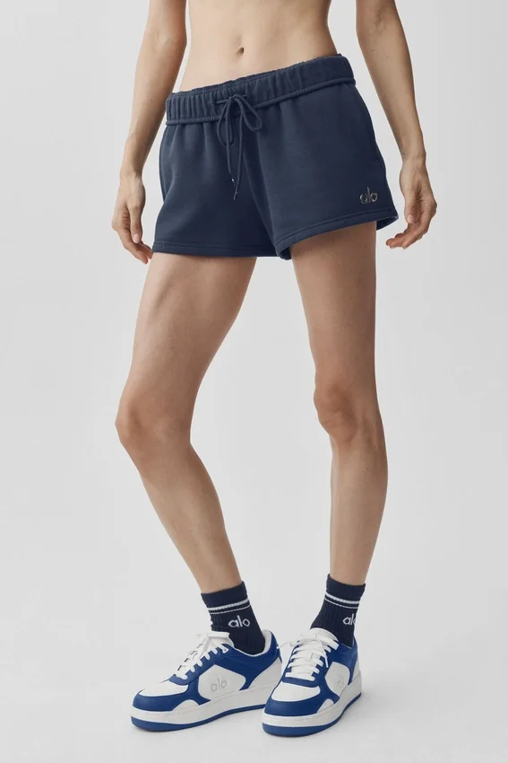 Accolade Short - Navy
