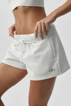 Accolade Short – White Heather
