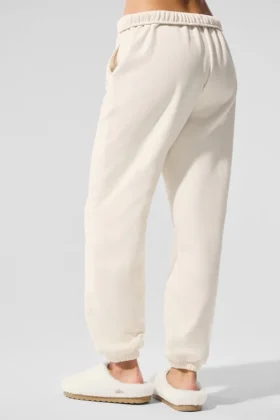 Accolade Sweatpant – Ivory