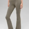 Airbrush High-Waist 7/8 Bootcut Legging - Light Cocoa