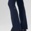 Airbrush High-Waist 7/8 Bootcut Legging - Navy