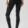 Airbrush Mid-Rise 7/8 Legging - Black