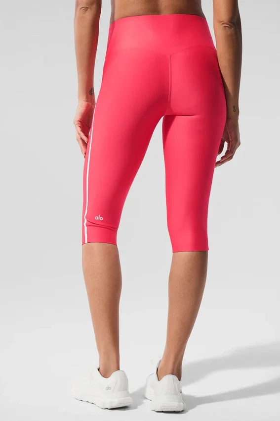 Airlift High-Waist Super Sleek Contrast Capri - Candy Red/White