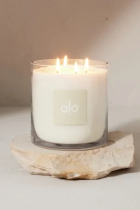 Alo Love Candle – 60 Oz