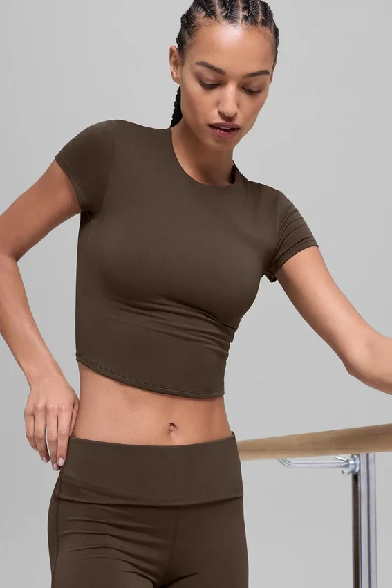 Alo Softsculpt Precision Short Sleeve Top - Espresso