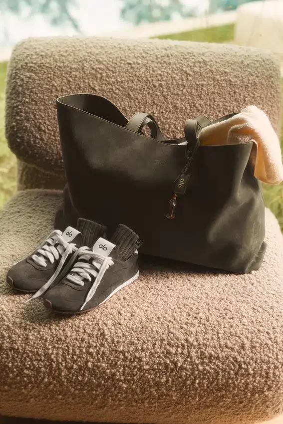 Alo Tranquility Tote - Olive Tree Suede
