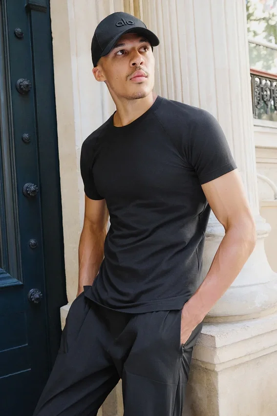 Alo Vapor Crewneck Short Sleeve - Black