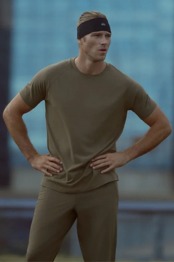 Alo Vapor Crewneck Short Sleeve - Olive Tree