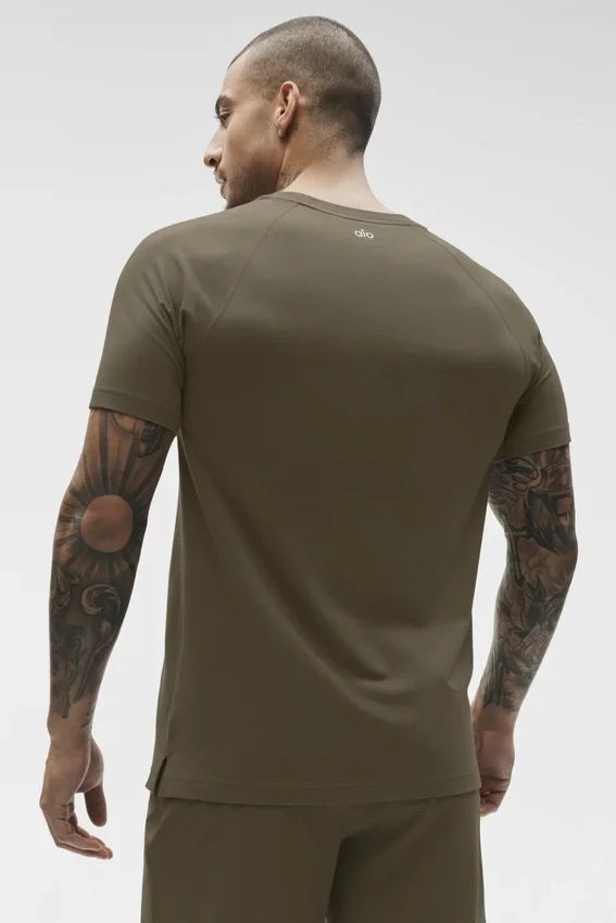 Alo Vapor Crewneck Short Sleeve - Olive Tree