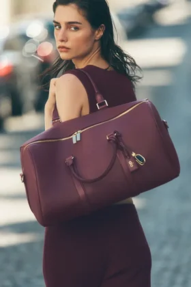 Alo Voyage Duffle - Bordeaux Leather