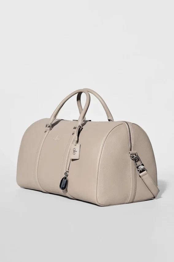 Alo Voyage Duffle - Gravel Leather
