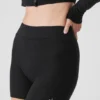 Alolux High-Waist Me Time Short - Black