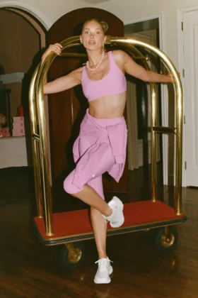 Alosoft Center Stage Bra - Candy Heart Pink
