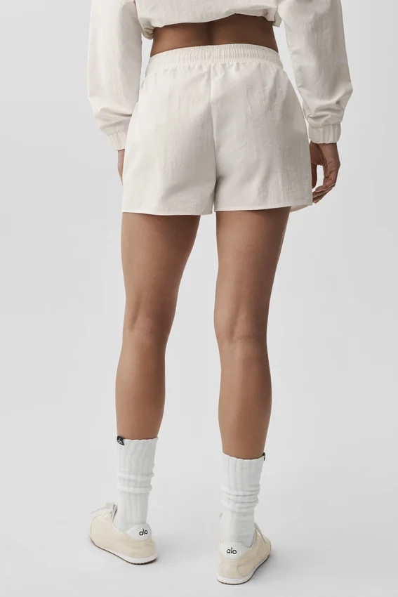 Alumni Short - Ivory