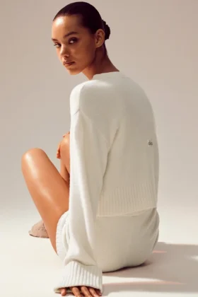 Cashmere Embrace Pullover – Ivory