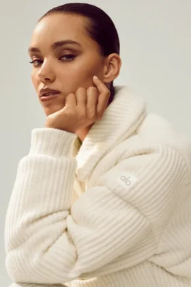 Cashmere Northstar Sweater Puffer – Ivory