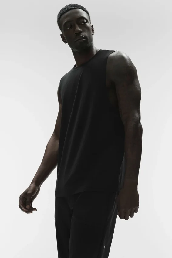 Conquer Muscle Tank - Black