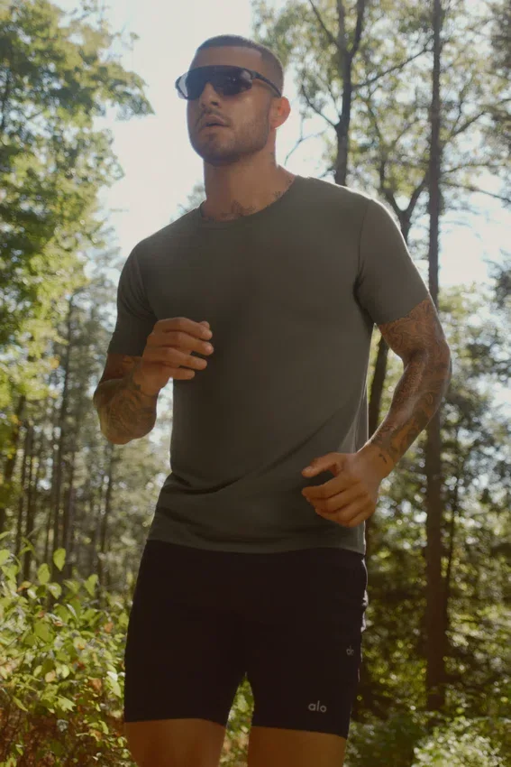 Conquer Reform Crewneck Short Sleeve - Olive Tree