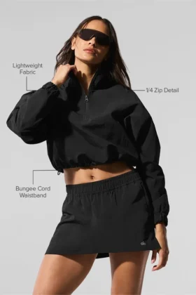 Cropped 1/4 Zip Alumni Pullover – Black