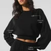 Cropped Accolade Crewneck - Black