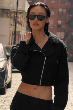 Cropped Cosmopolitan Jacket - Black