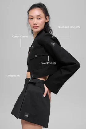 Cropped Main Character Jacket – Black