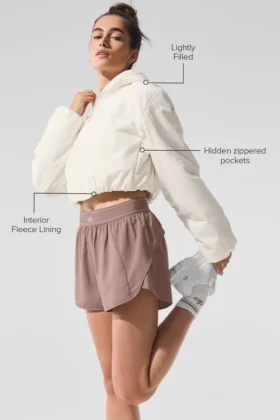 Cropped Mountain Peak Full-Zip Hoodie – Ivory