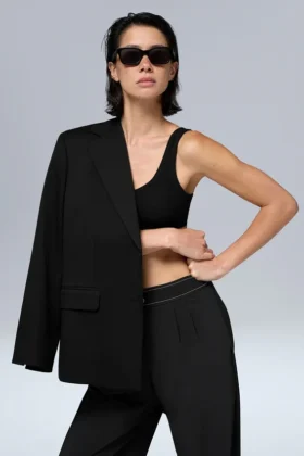 First-Class Blazer – Black