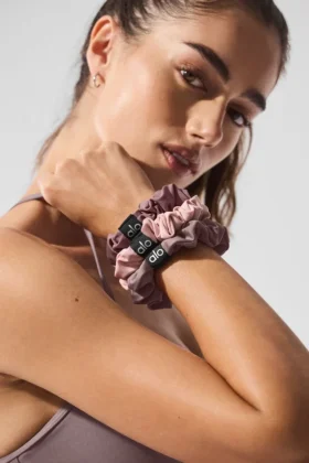 Fresh Mini Scrunchie 3-Pack – Mushroom/Pink Quartz/Smoky Quartz