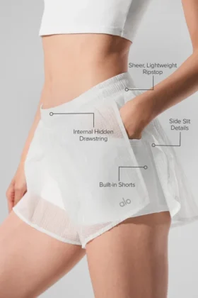 Game Time Short – White