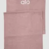 Grounded No-Slip Towel - Smoky Quartz
