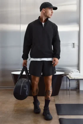 Light Weight Takeaway Track Pullover - Black