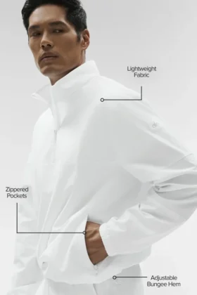 Light Weight Takeaway Track Pullover – White