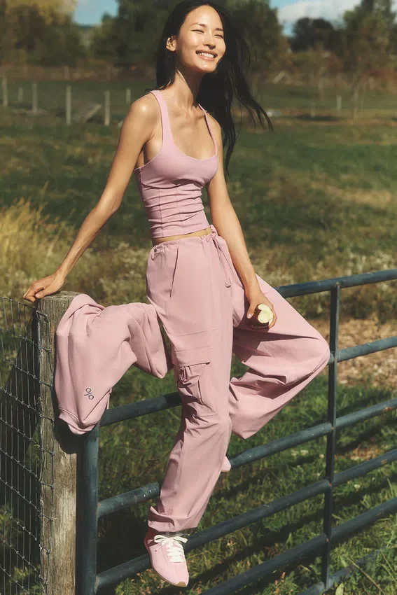 Low Rise Megastar Cargo Pant - Vintage Pink