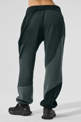 Make Waves Sweatpant – Charcoal Green Tonal