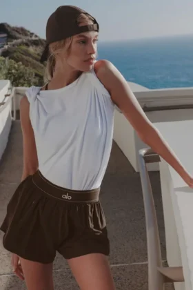 Match Point Short - Espresso