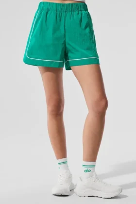 Motivate Track Short - Spruce Green/White