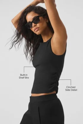 Ribbed En Pointe Tank – Black