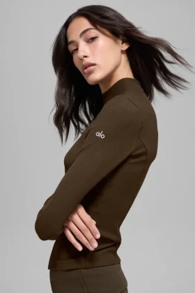 Ribbed Mesmerize Mock Neck Long Sleeve – Espresso